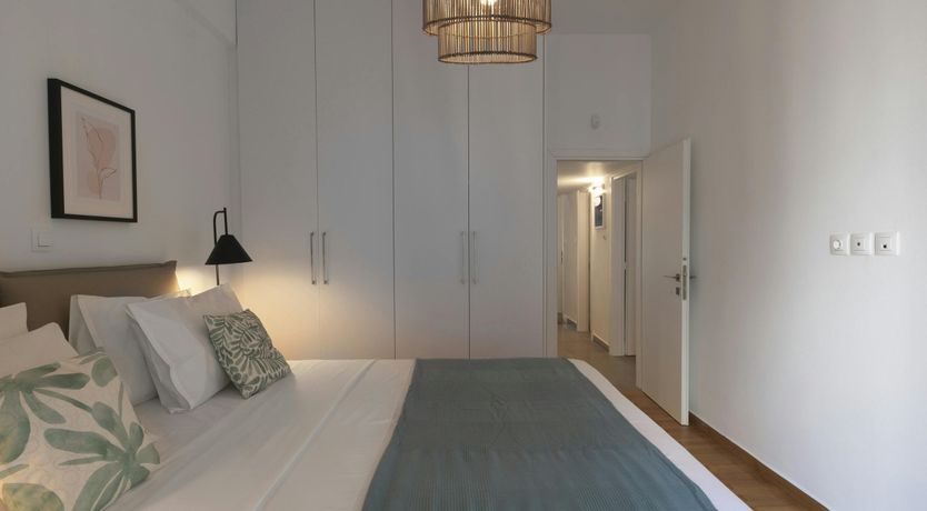 Photo of Athens Embrace