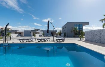 Blissful Vir Holiday Home