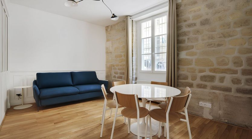 Photo of Parisian Paragon