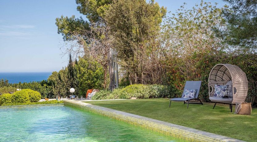 Photo of Casa del Cielo