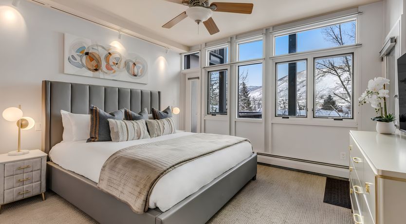 Photo of Snowflake Hideaway