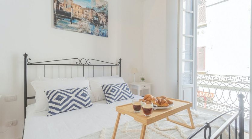 Photo of Sweet Wine & Olive Oil