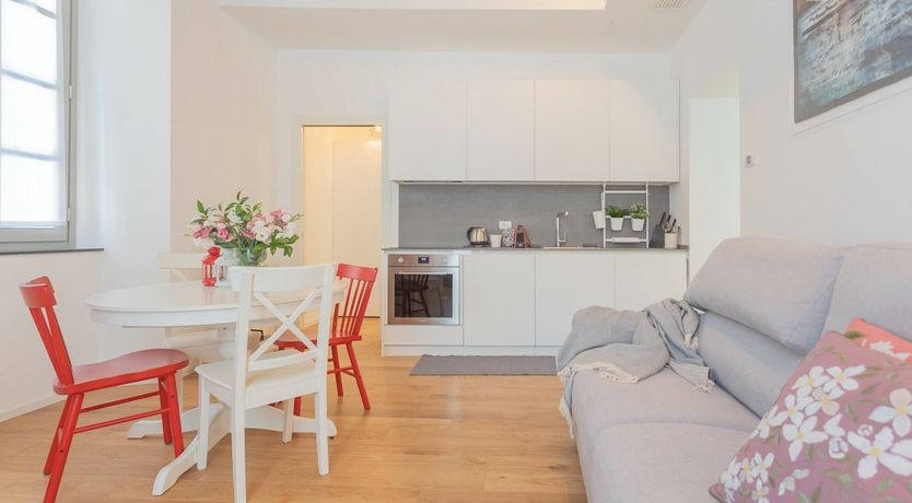 Photo of Sweet Wine & Olive Oil