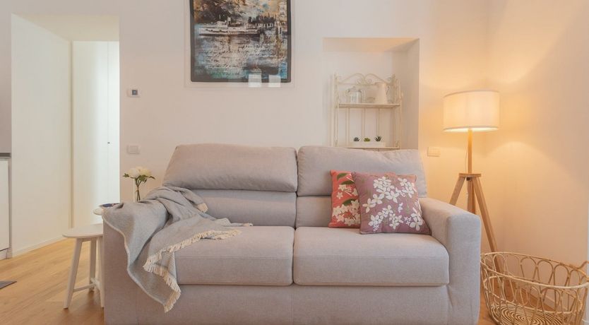 Photo of Sweet Wine & Olive Oil