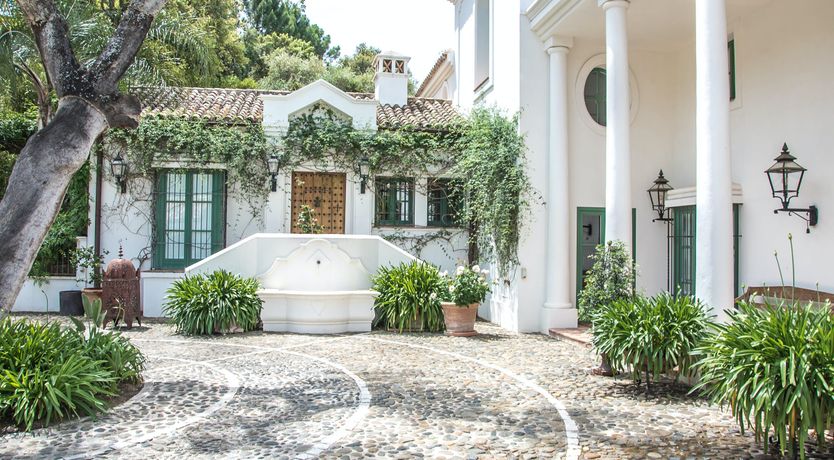 Photo of Obsidian Glow