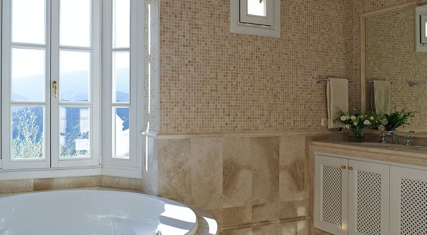 Photo of Obsidian Glow