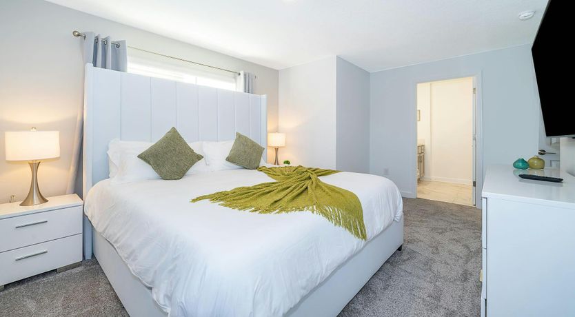 Photo of Paradise on the Shore