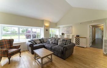 Secret Garden Oasis Holiday Home