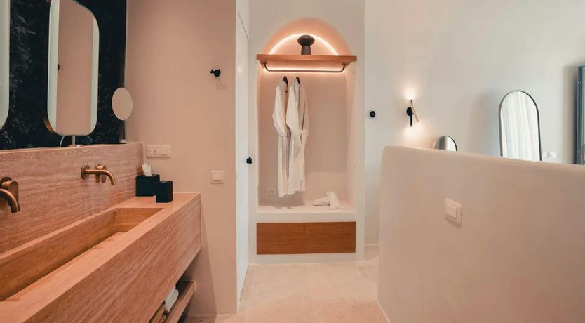 Photo of Paradise Escape