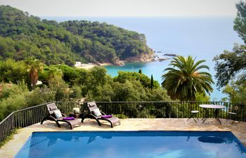 Seaside Symphony Villa