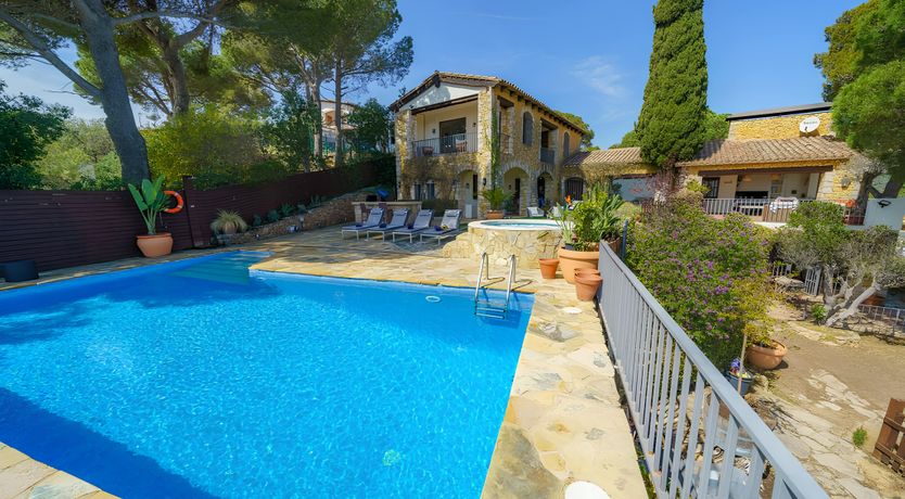 Photo of Seaside Symphony