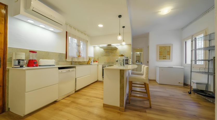 Photo of Seaside Symphony