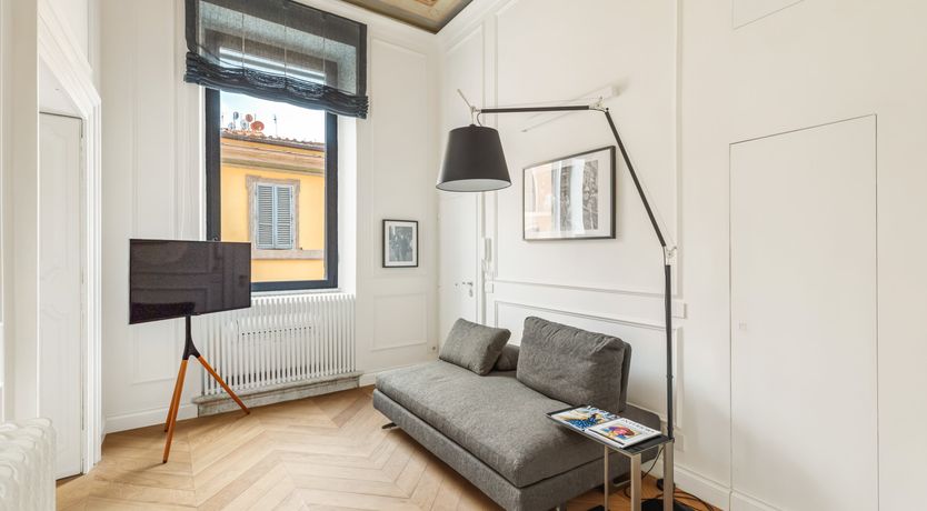 Photo of The Roman Chariot