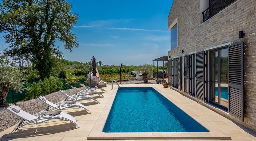 Photo of Poet's Retreat