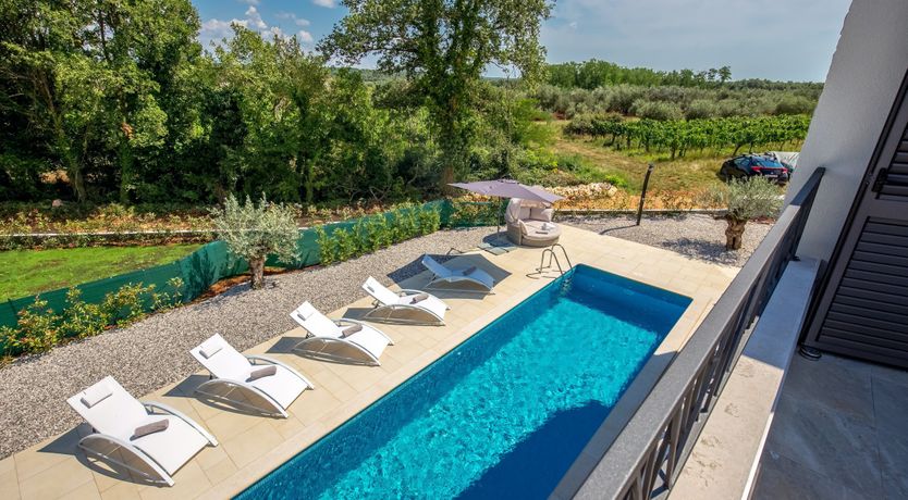 Photo of Poet's Retreat