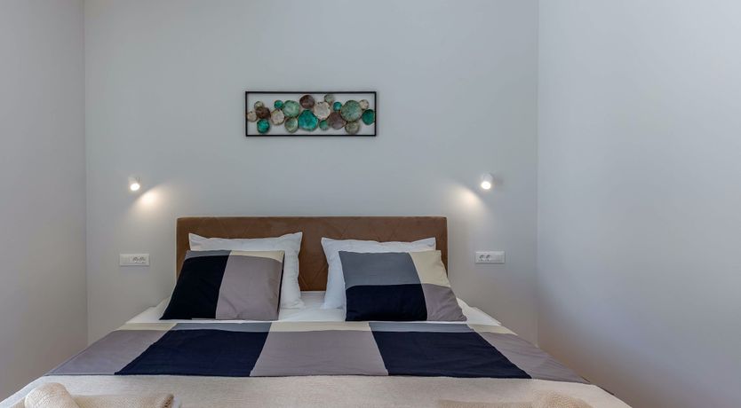 Photo of Poet's Retreat