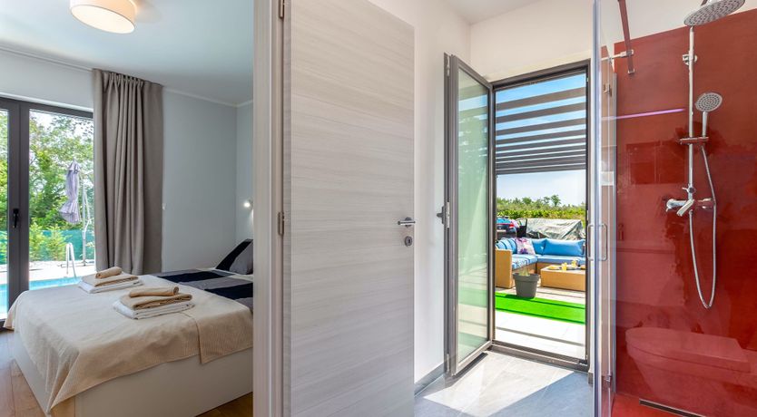 Photo of Poet's Retreat