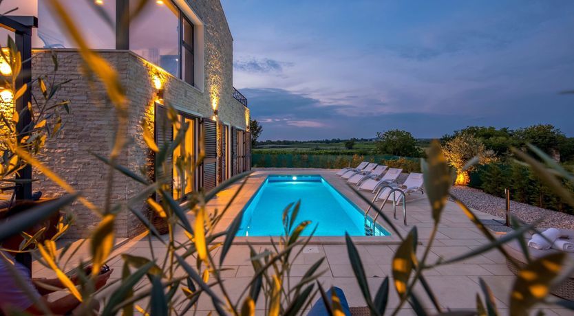 Photo of Poet's Retreat