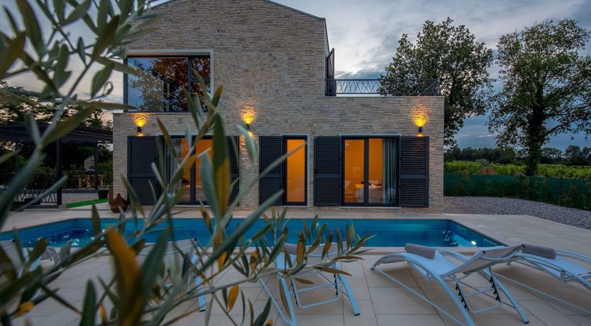 Photo of Poet's Retreat