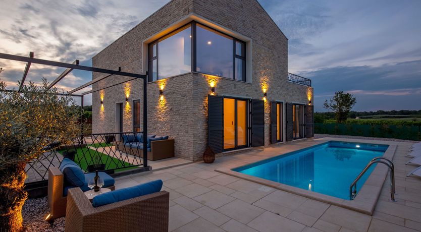 Photo of Poet's Retreat