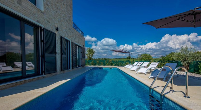 Photo of Poet's Retreat