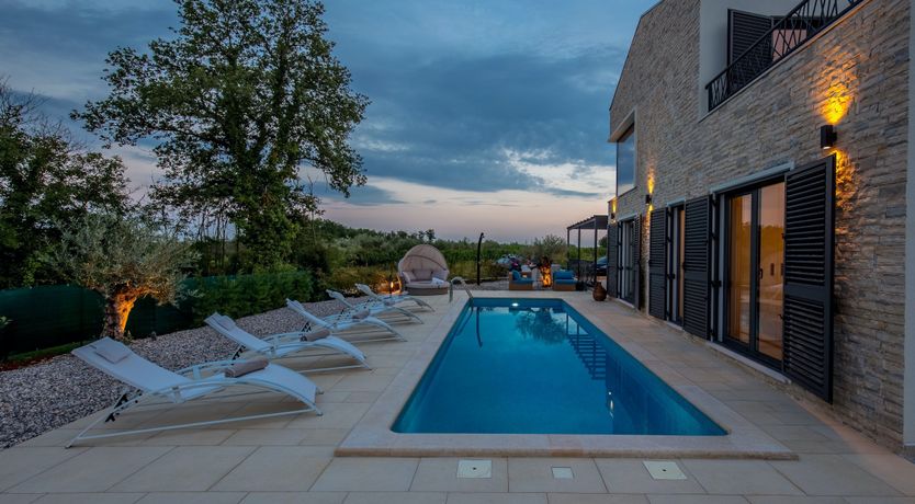 Photo of Poet's Retreat