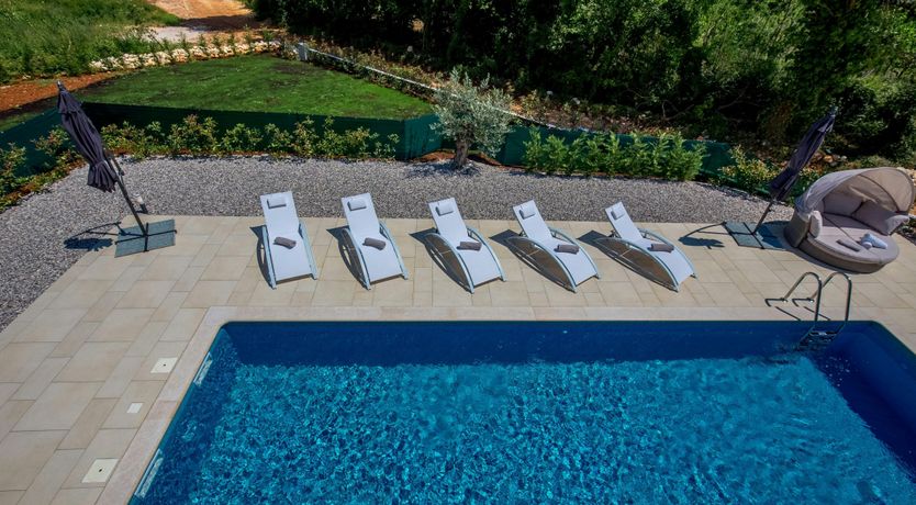 Photo of Poet's Retreat