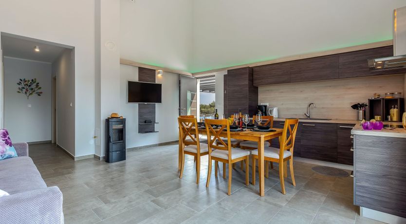 Photo of Poet's Retreat