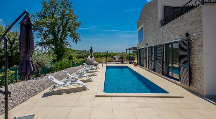 Photo of Poet's Retreat