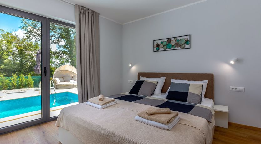 Photo of Poet's Retreat