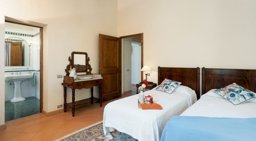 Photo of Tuscan Essence