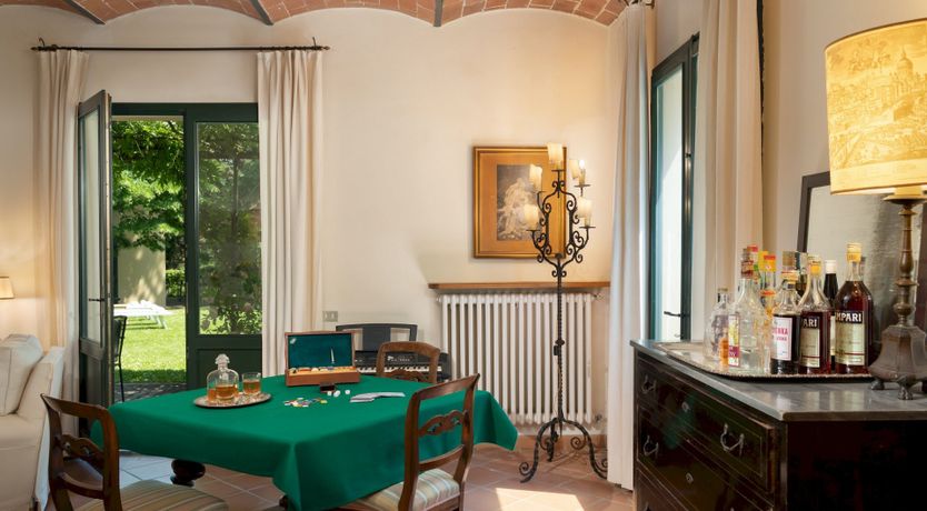 Photo of Tuscan Essence