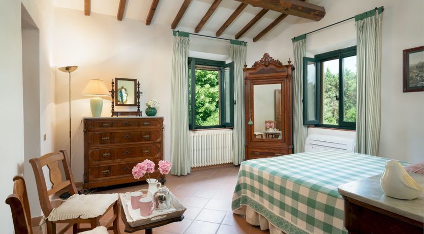 Photo of Tuscan Essence