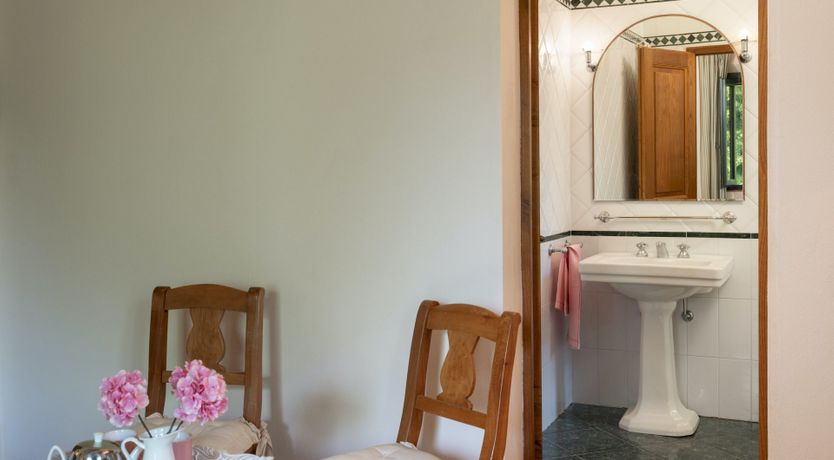 Photo of Tuscan Essence