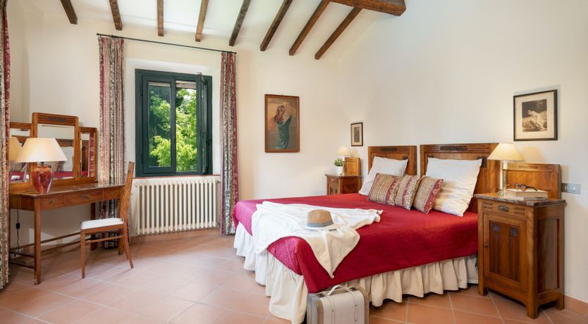 Photo of Tuscan Essence