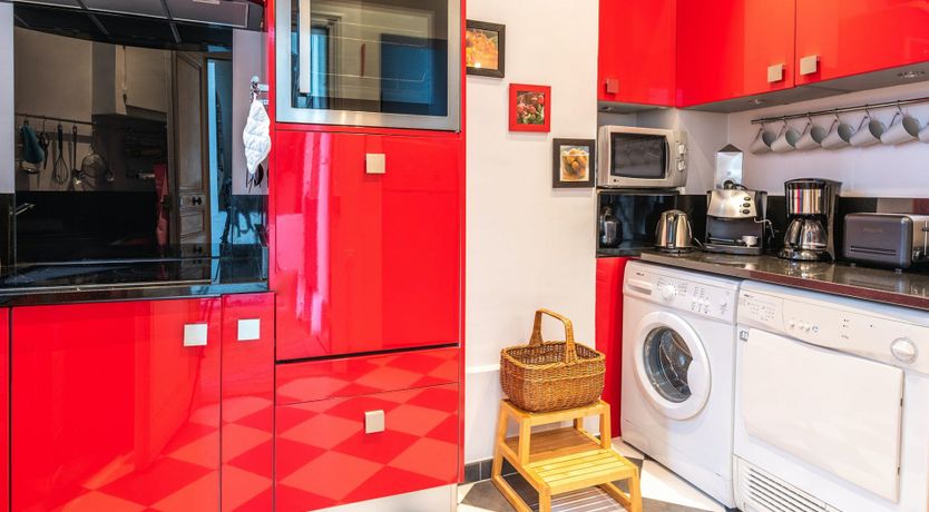 Photo of Latin Views