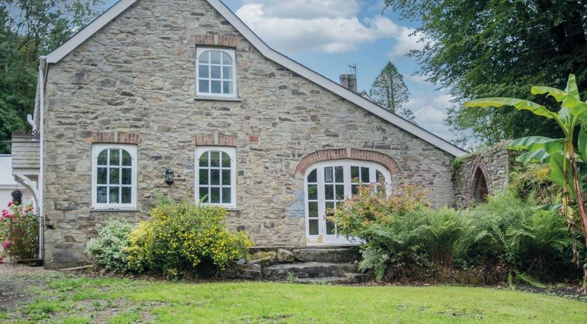 Photo of Whispering Oaks