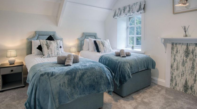 Photo of Whispering Oaks