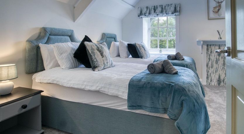 Photo of Whispering Oaks