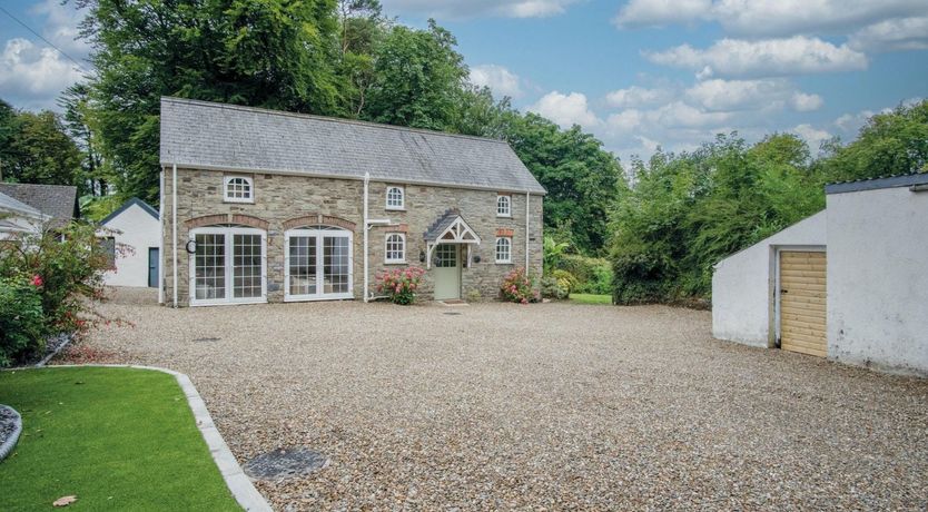 Photo of Whispering Oaks