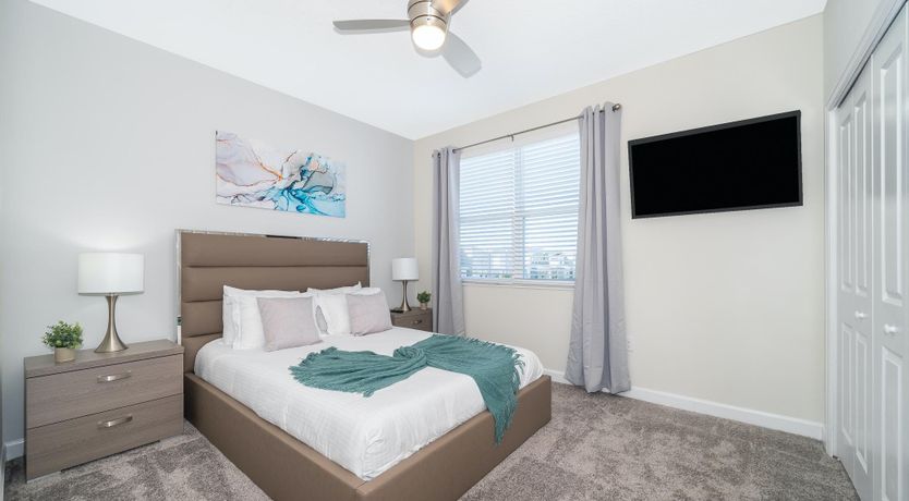 Photo of The Skyline