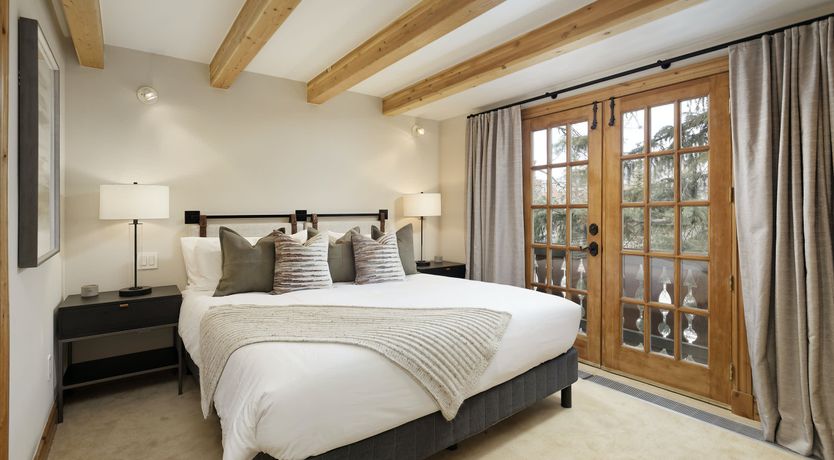 Photo of Snowfall Serenity