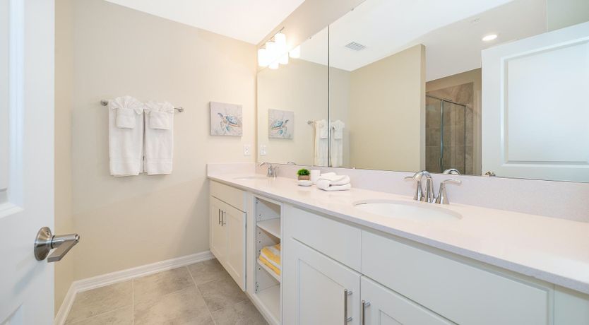 Photo of Lake Majesty