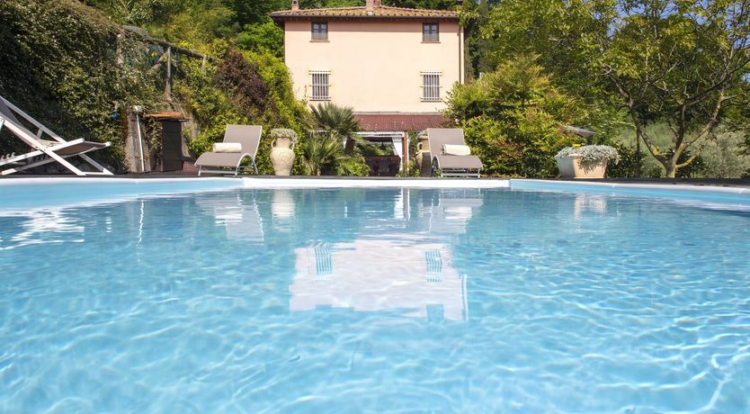 Photo of Tuscan Crescent