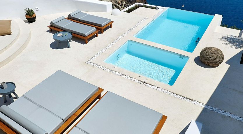 Photo of Cliffside Serenity