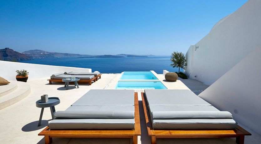 Photo of Cliffside Serenity