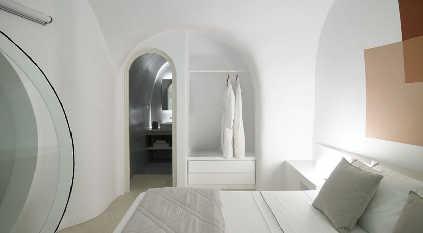 Photo of Cliffside Serenity