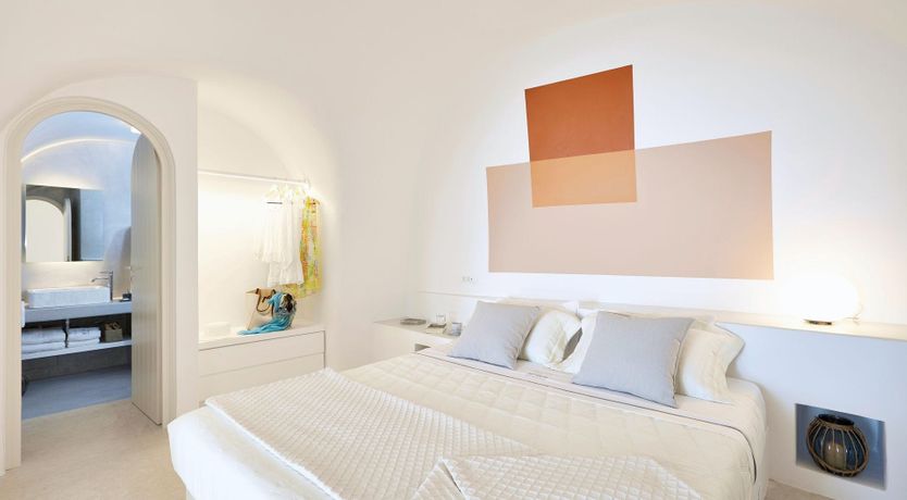 Photo of Cliffside Serenity