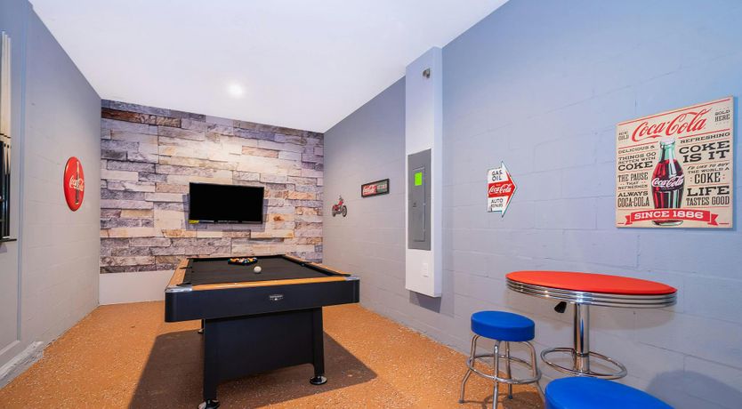 Photo of White Carved With Stars