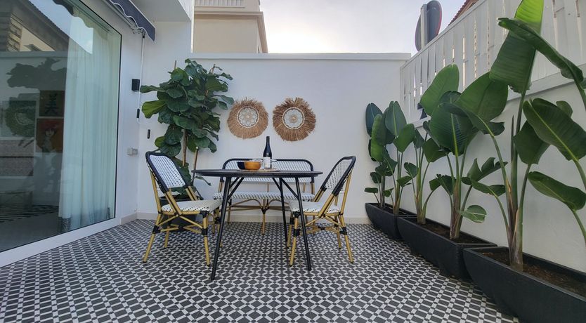 Photo of Shades of Palm